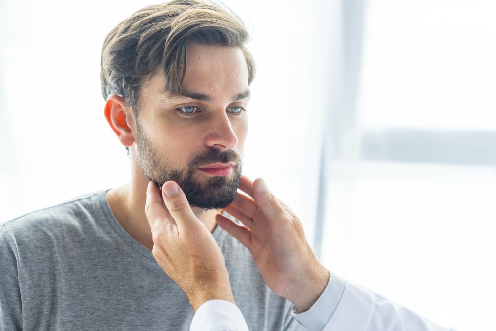 Injerto de barba en hombres jóvenes: ¿a qué edad es recomendable?
